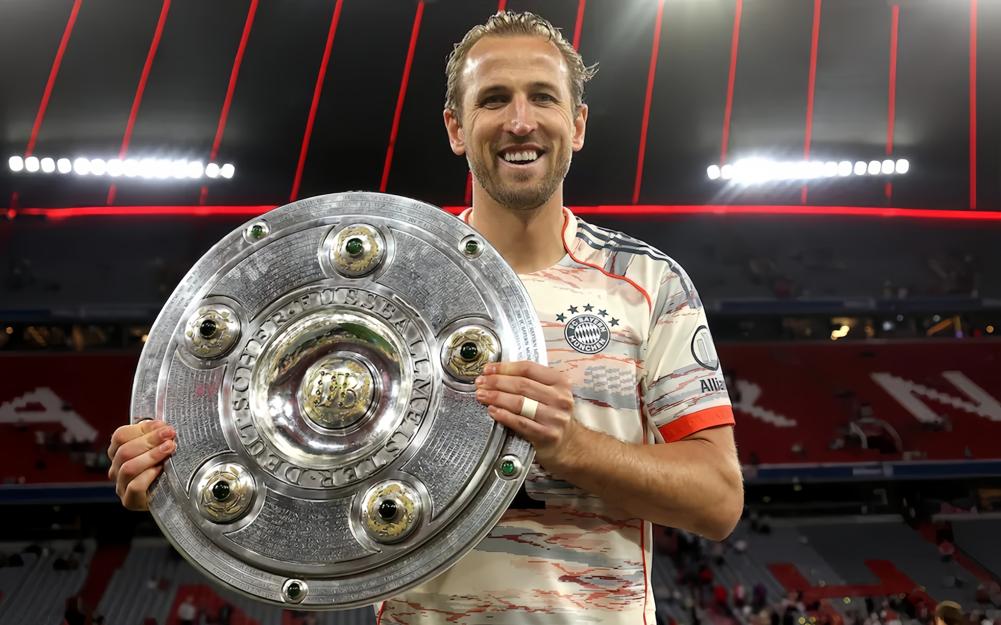 瑞士险胜西班牙，哈里·凯恩高光表现