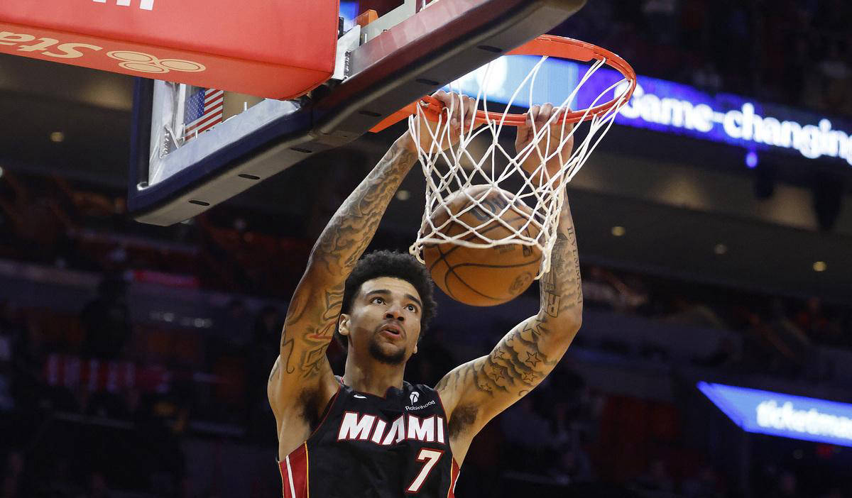 热火鏖战雄鹿B队，克莱打破历史纪录