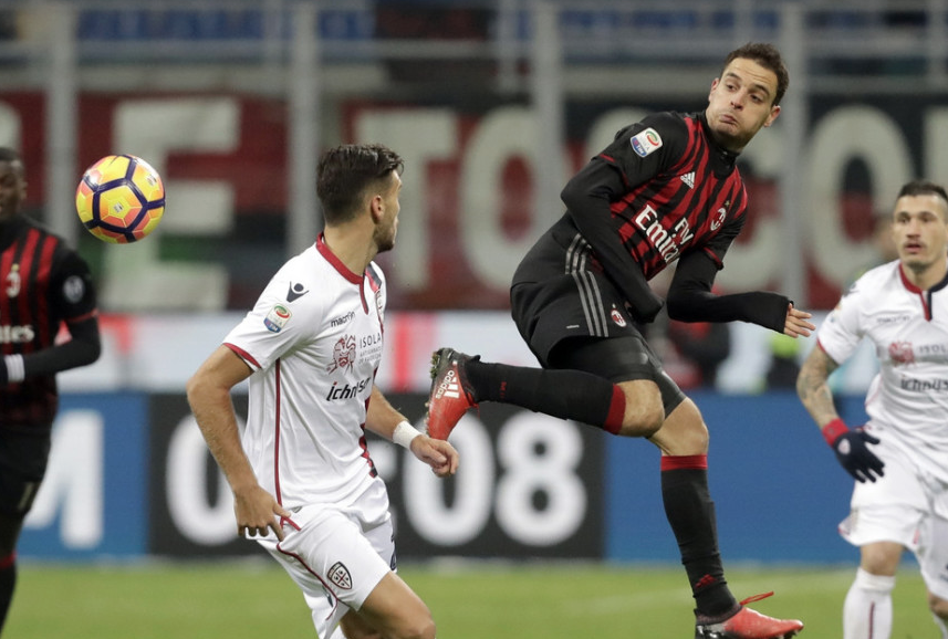 瓦伦西亚绝杀AC米兰,佩德里高光表现的简单介绍 瓦伦西亚绝杀AC米兰,佩德里高光表现的简单介绍