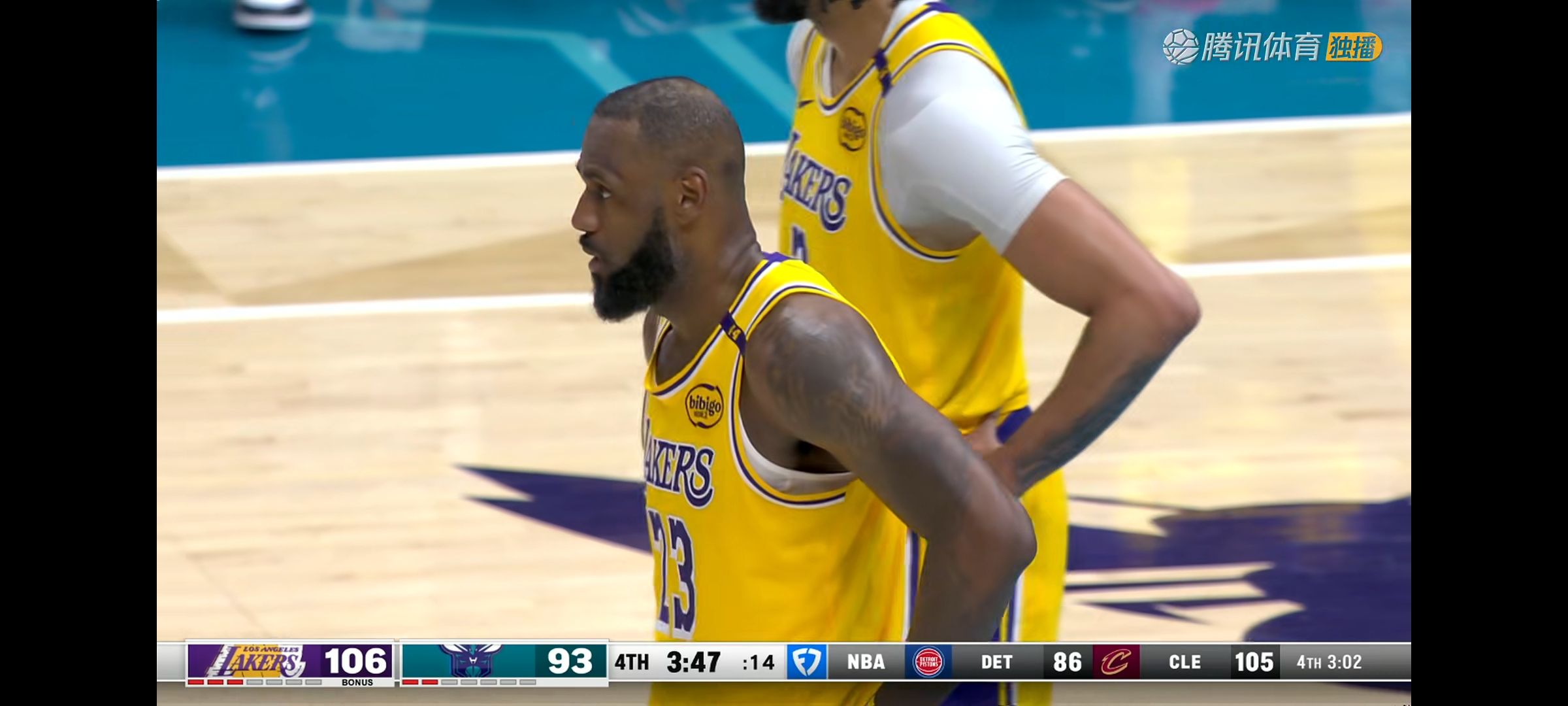 包含黄蜂强势热火，威斯布鲁克统治全场的词条