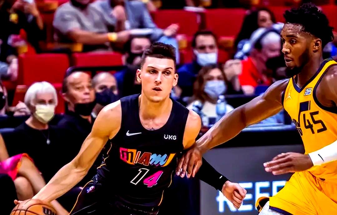 德国男篮血洗鹈鹕,米切尔爆发神勇的简单介绍 德国男篮血洗鹈鹕,米切尔爆发神勇的简单介绍