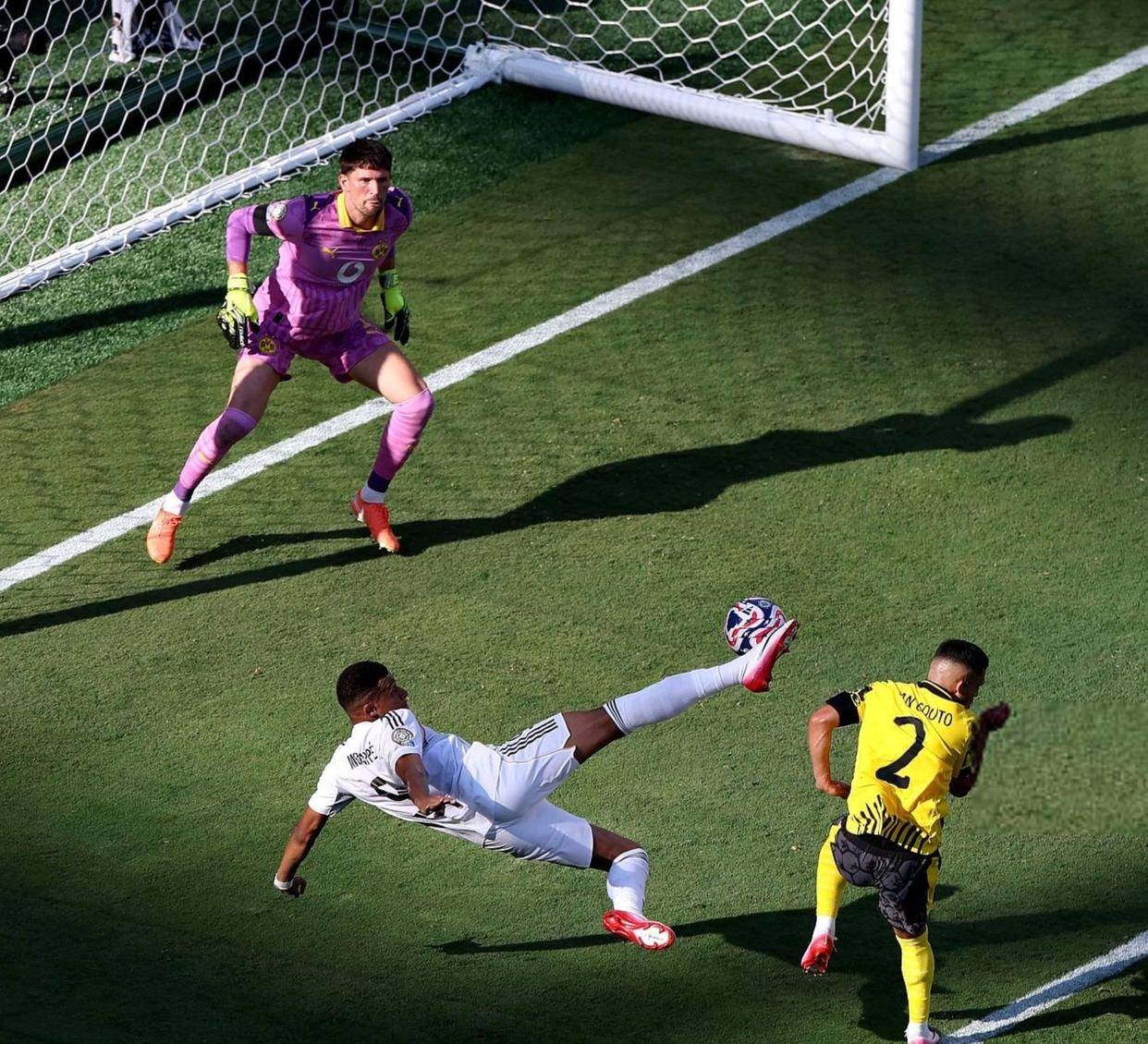 包含球星爆发!滚球预测赛场再现神级操作的词条 包含球星爆发!滚球预测赛场再现神级操作的词条