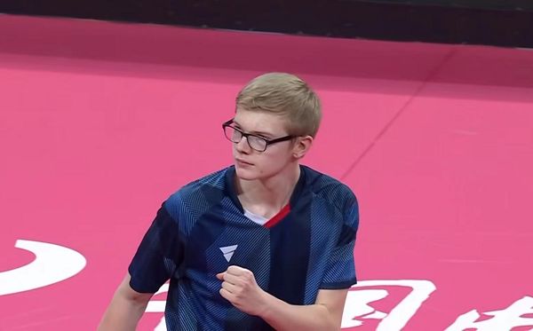 法国队翻盘马来西亚队，马琳关键制胜