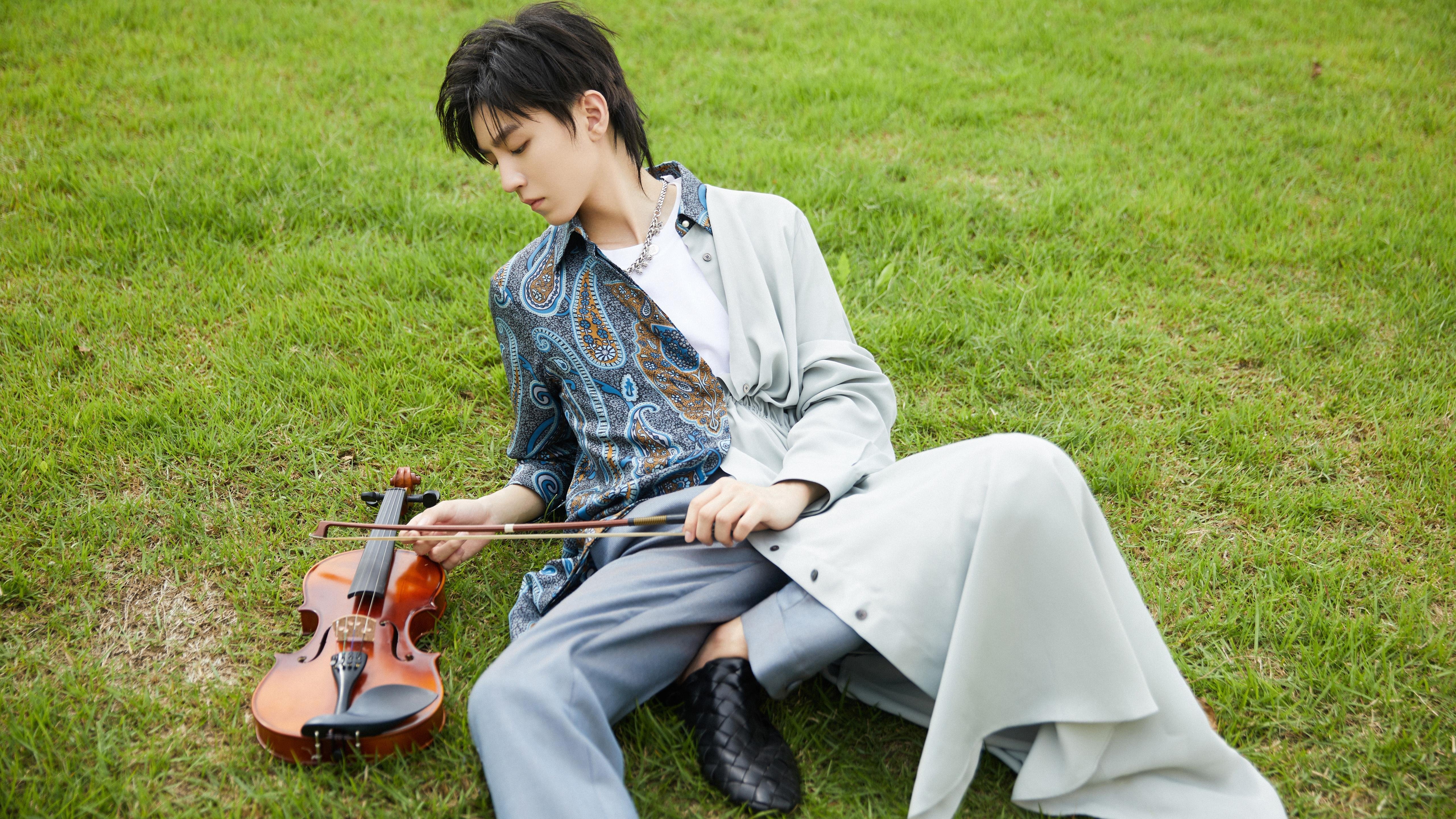 踏雪寻梅，格列兹曼在丹麦寒夜中扛起巴萨的尊严之战