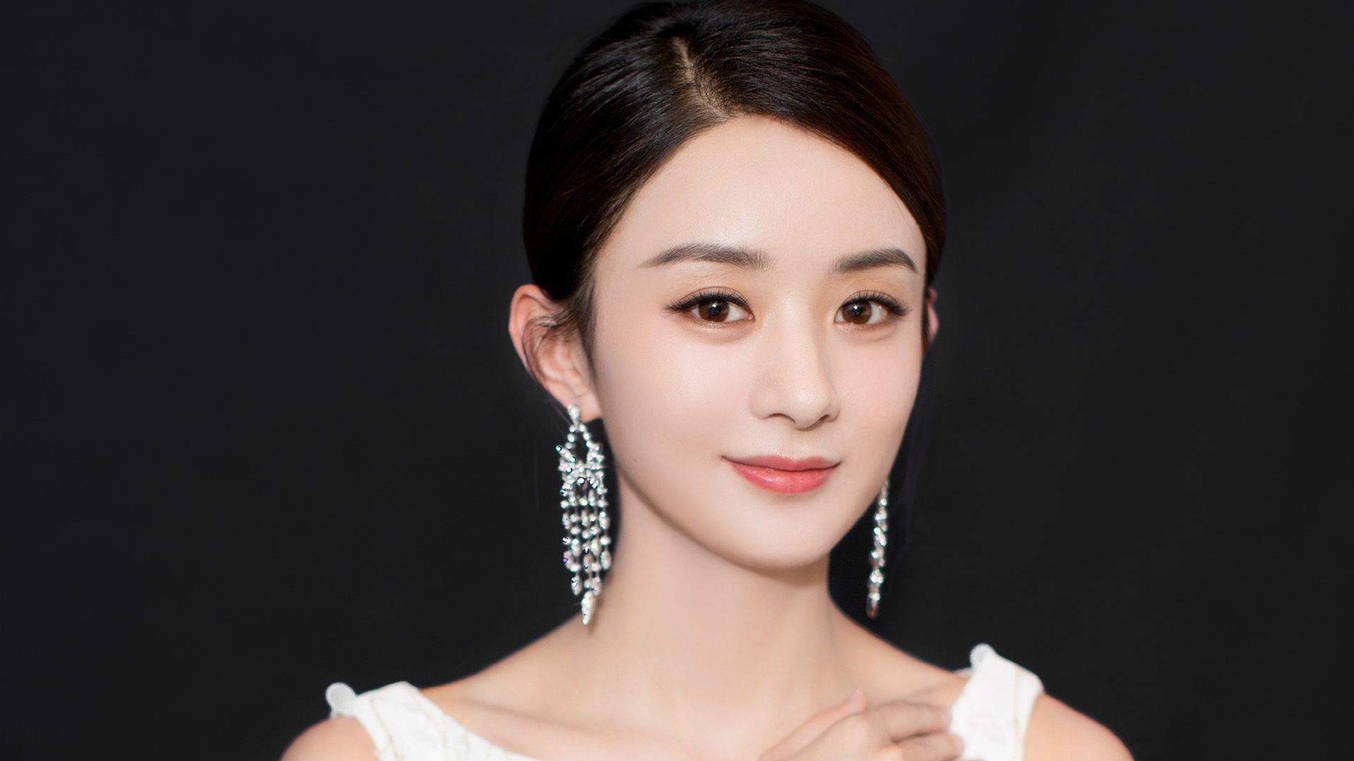 决胜之夜,当东契奇的三分照亮德甲冠军之路