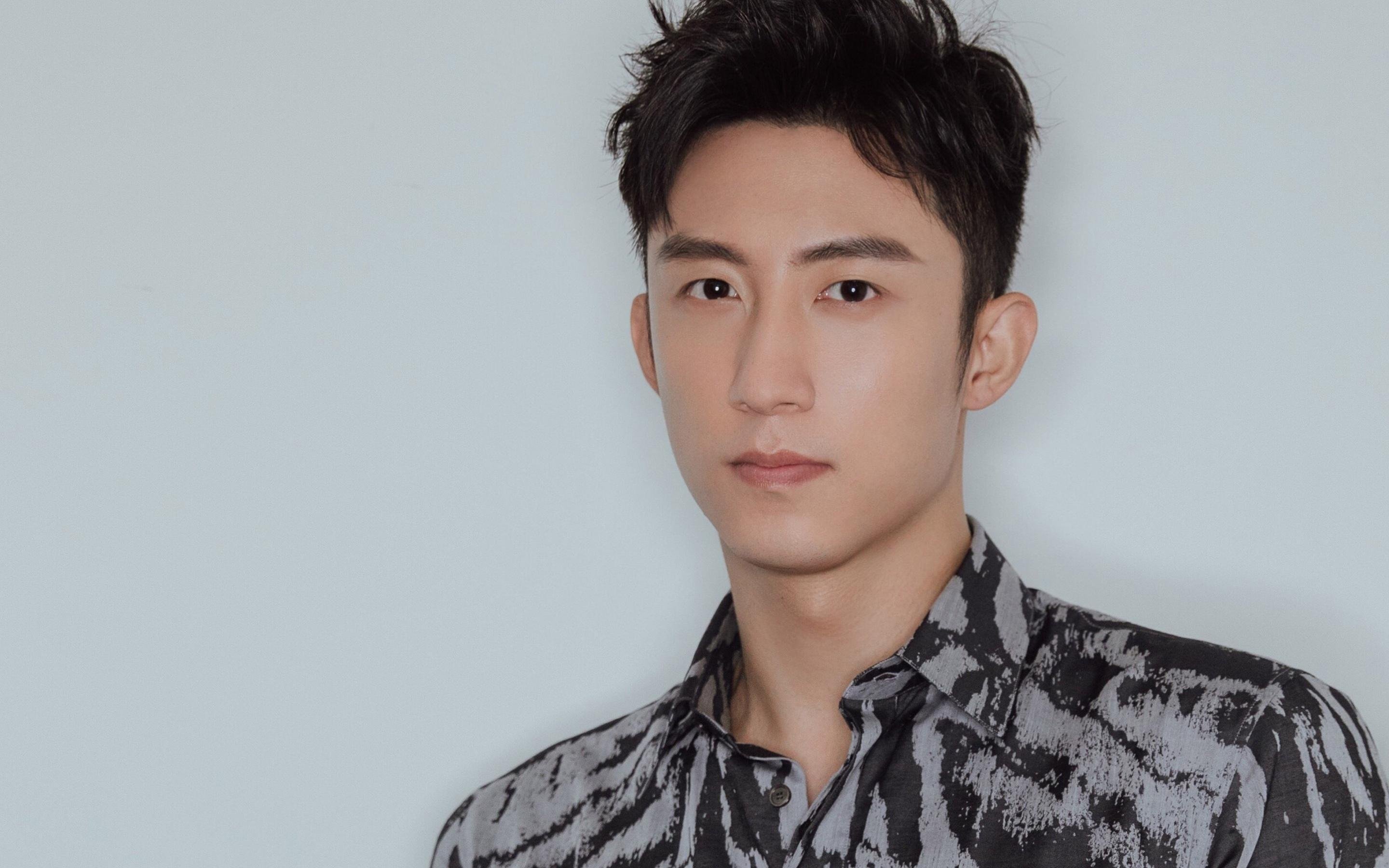 克莱式三分雨席卷赛场，森林狼式窒息节奏锁死吉林队